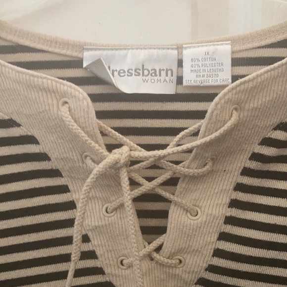 FINAL MARKDOWN Ladies dressbarn top 1x - Picture 2 of 3